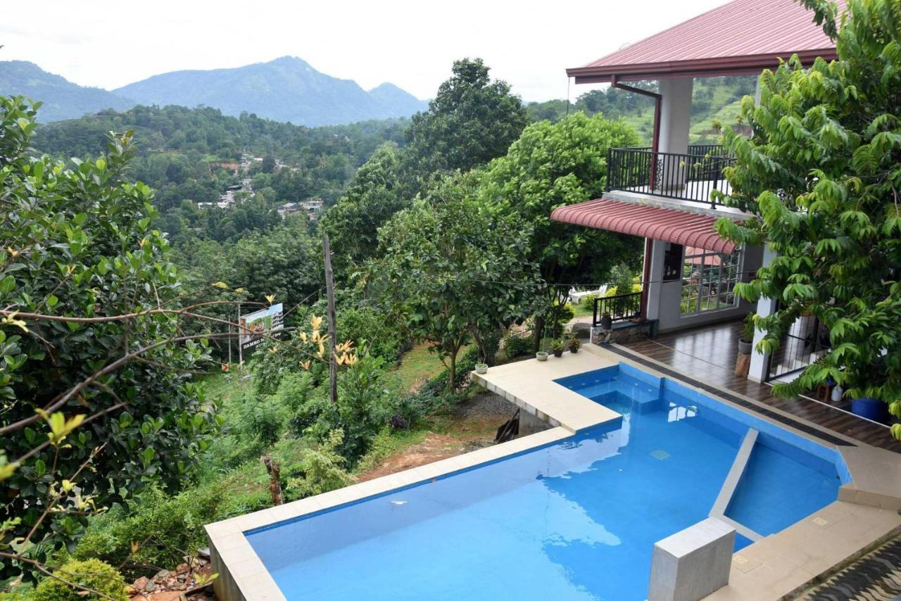 Hotel H2O Gampola Exteriér fotografie