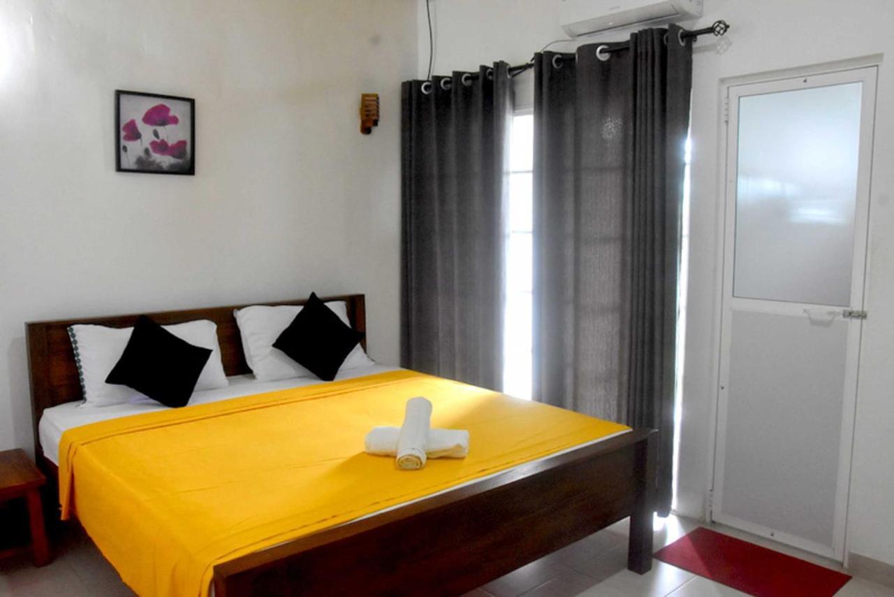 Hotel H2O Gampola Exteriér fotografie