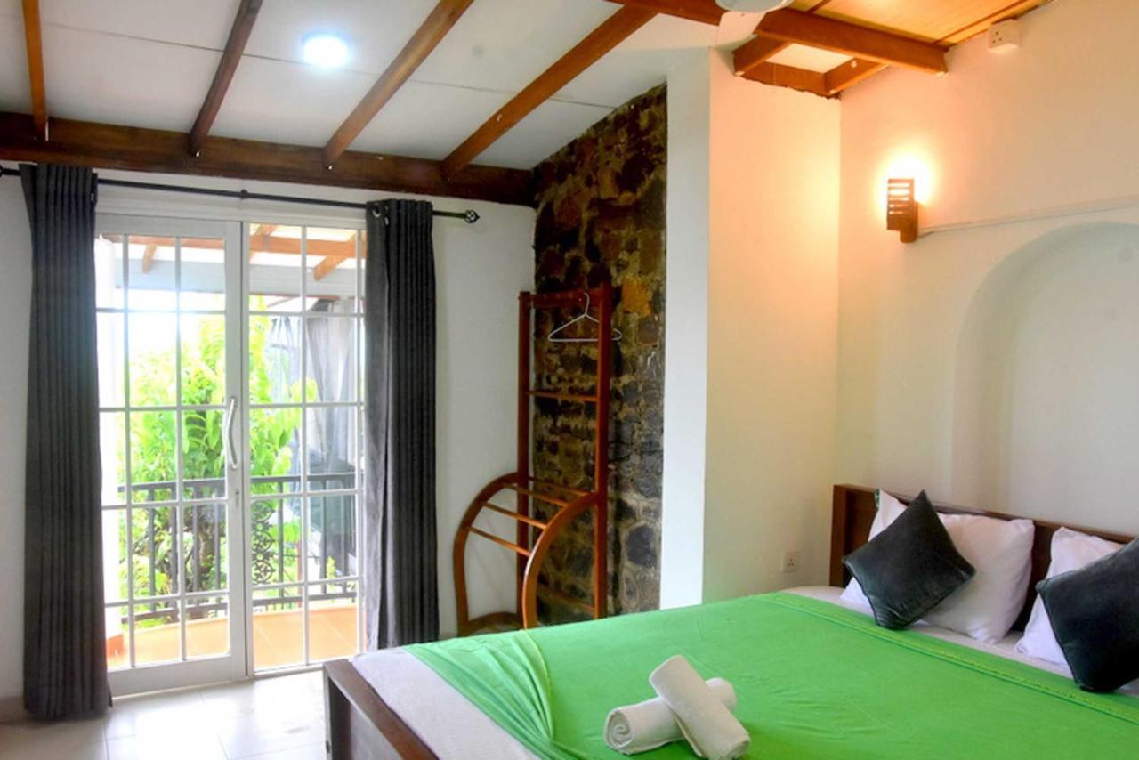Hotel H2O Gampola Exteriér fotografie